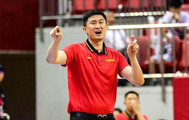 雷速体育比分官网-【观察】男篮换洋帅，实属无奈的选择