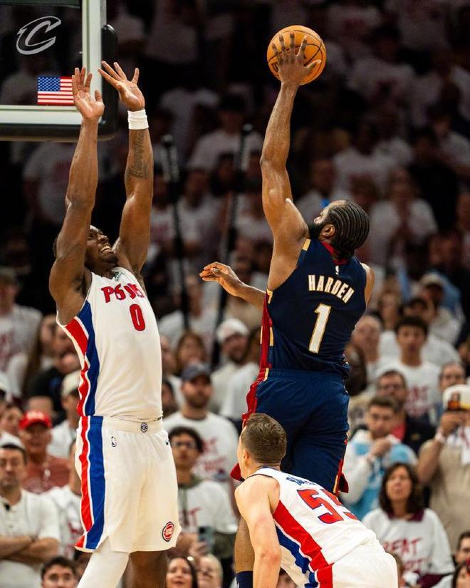 雷速-季后赛虫?哈登关键7分,一战打破5个NBA记录!要带骑士绝地翻盘